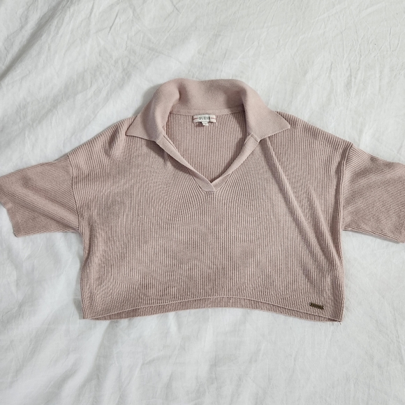 Guess Women's Oversized Cropped Knit Collared Top Size M Pink Lightweight - Picture 2 of 12